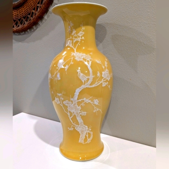 Vintage Porcelain Hand Painted Jingdezhen Zhi C. 1950s - 70s 18" Collector Piece - Picture 2 of 16